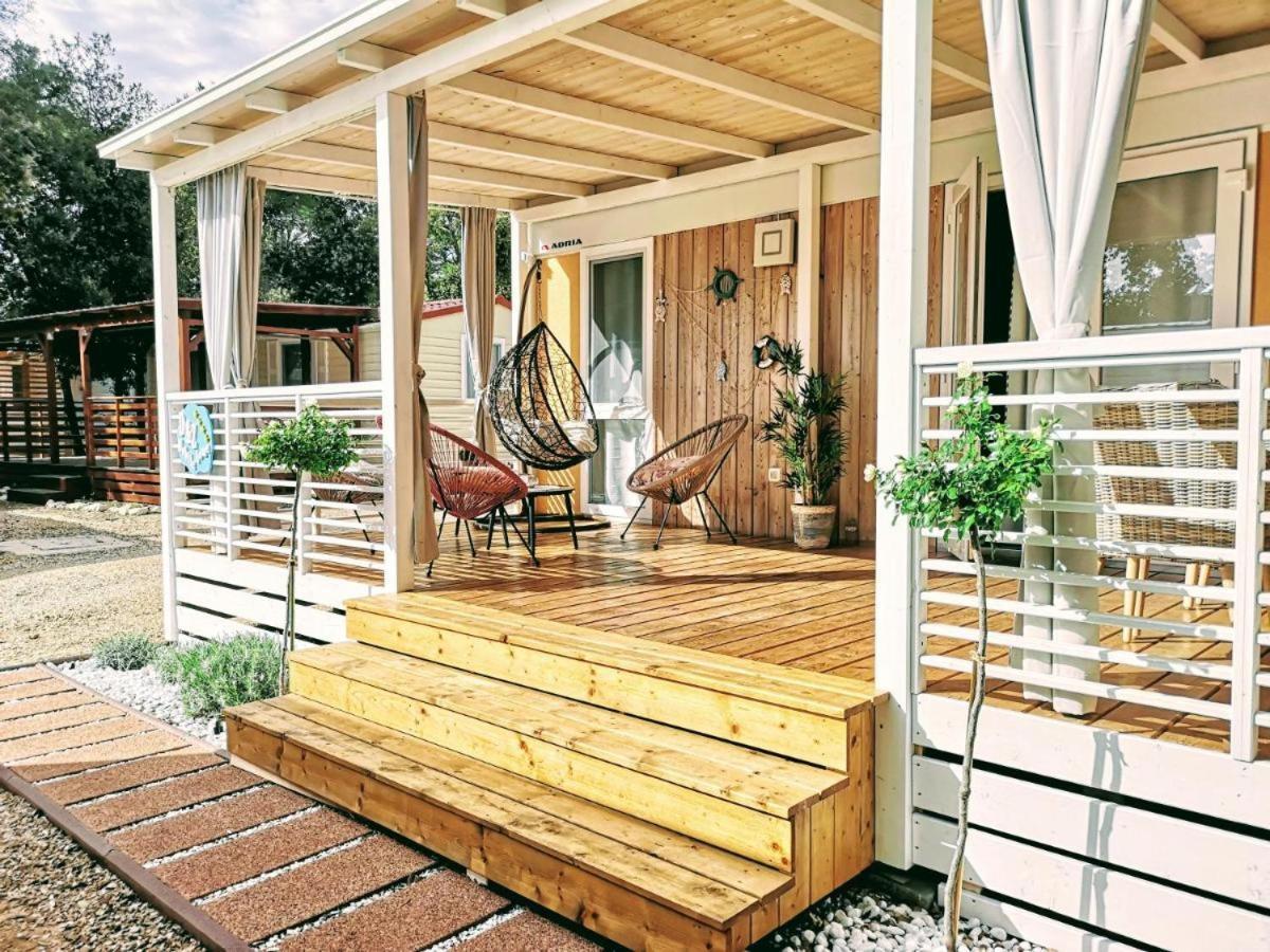 J & R Mobile Homes Biograd Na Moru Luaran gambar